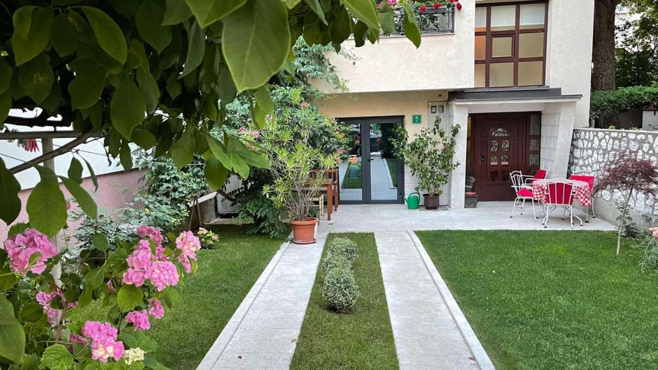 Visoko New Concept - 7 Minutes From The Pyramids - City Center Exterior foto